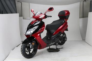New 150cc Amigo Phenom gas motor scooter